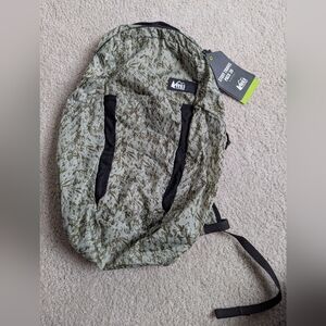 REI Co-op Stuff Travel Pack - Print - 20L